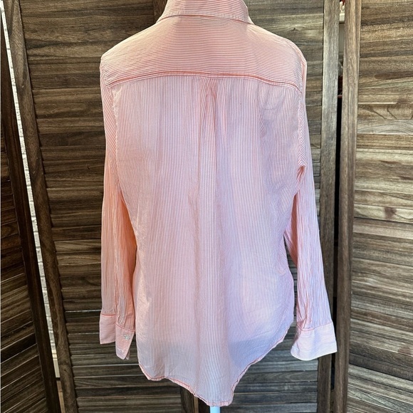 Tommy Bahama Relax Women Button Down Top - Picture 4 of 13